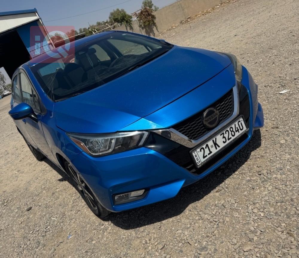 نيسان فيرسا